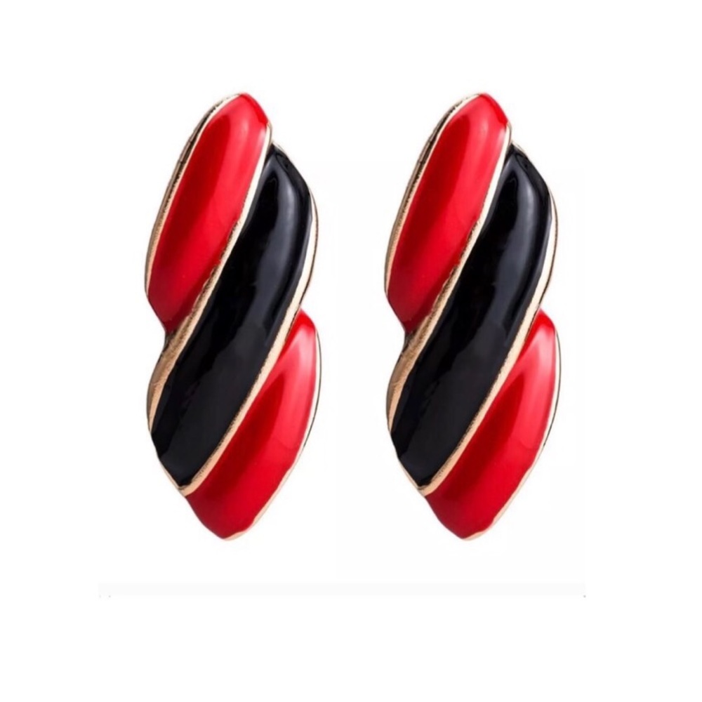 ✅🌹Boho Fashion Dangle Earrings.